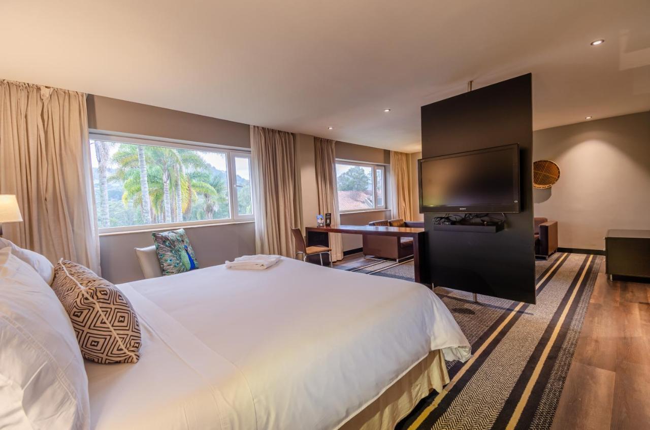 Movich Hotel Las Lomas Рионегро Екстериор снимка